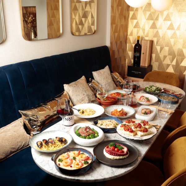 May 20, 7h30PM @Salotto Divino